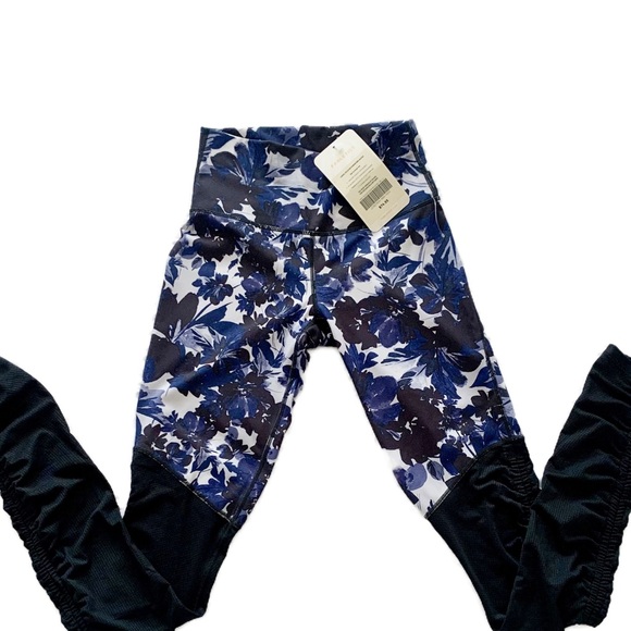 Fabletics Cashel Foldover PureLuxe  Women's Legging - Picture 2 of 12